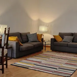 Joivy Contemporary 1-bed Near Duomo Di Milán